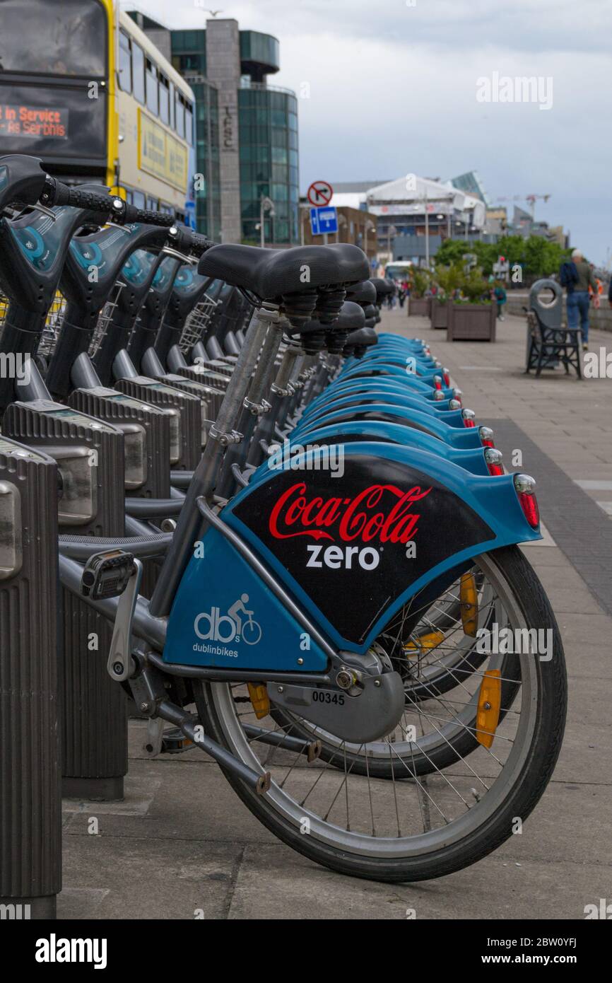 Dublin city centre lifestyle hires stock photography and images Alamy